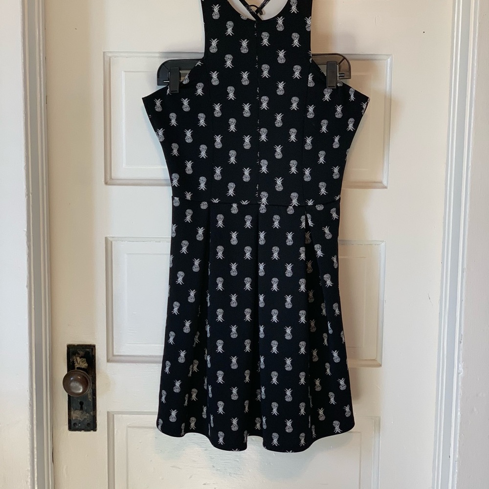 Hollister Sleeveless cocktail dress